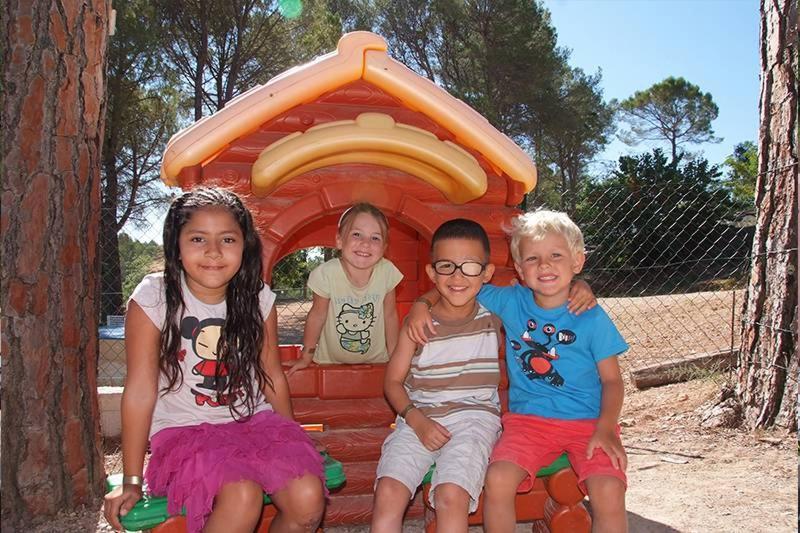 Отель Camping Lou Cantaire Фаянс Экстерьер фото