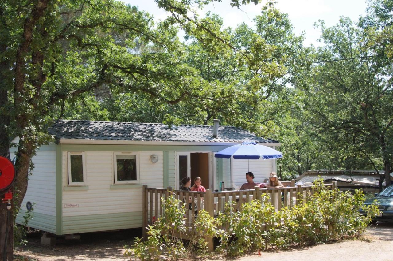 Отель Camping Lou Cantaire Фаянс Экстерьер фото